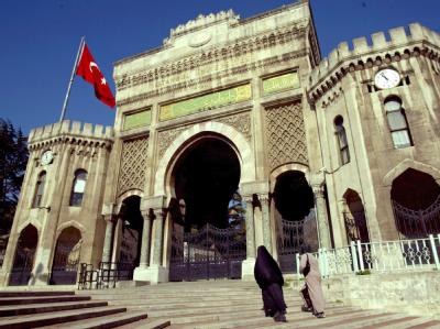 Istanbul Üniversitesi